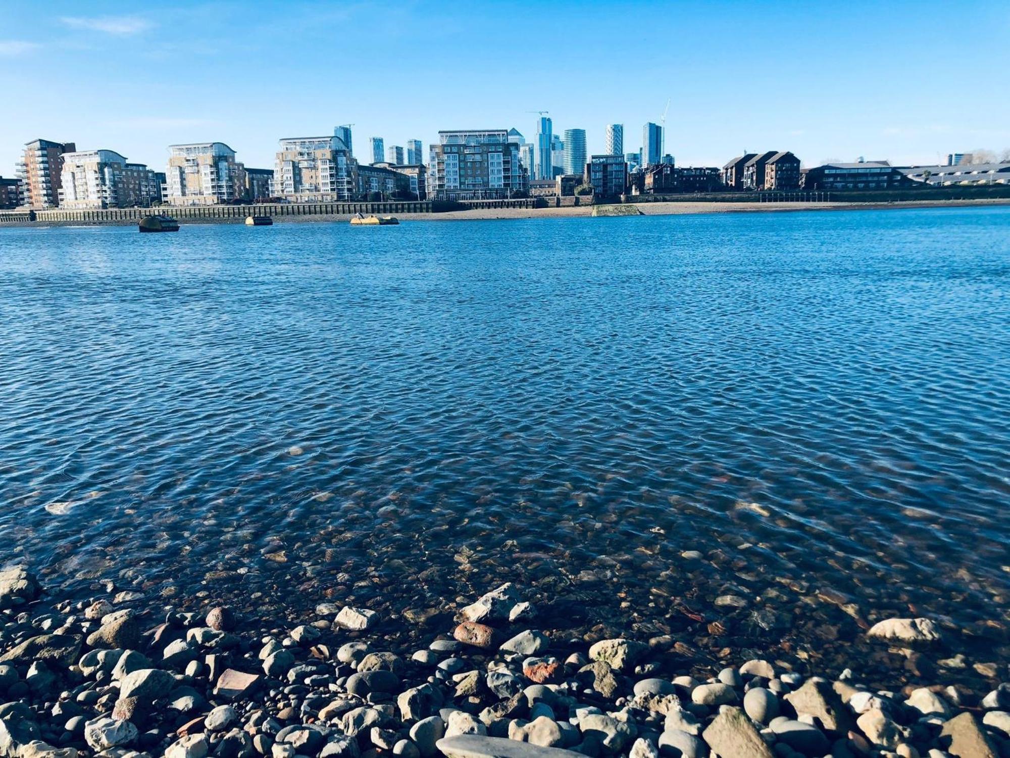 Greenwich Apartment With A River View & Balcony Near The 02 Arena & North Greenwich With Free Wifi & Fast Links Into Central London Luaran gambar