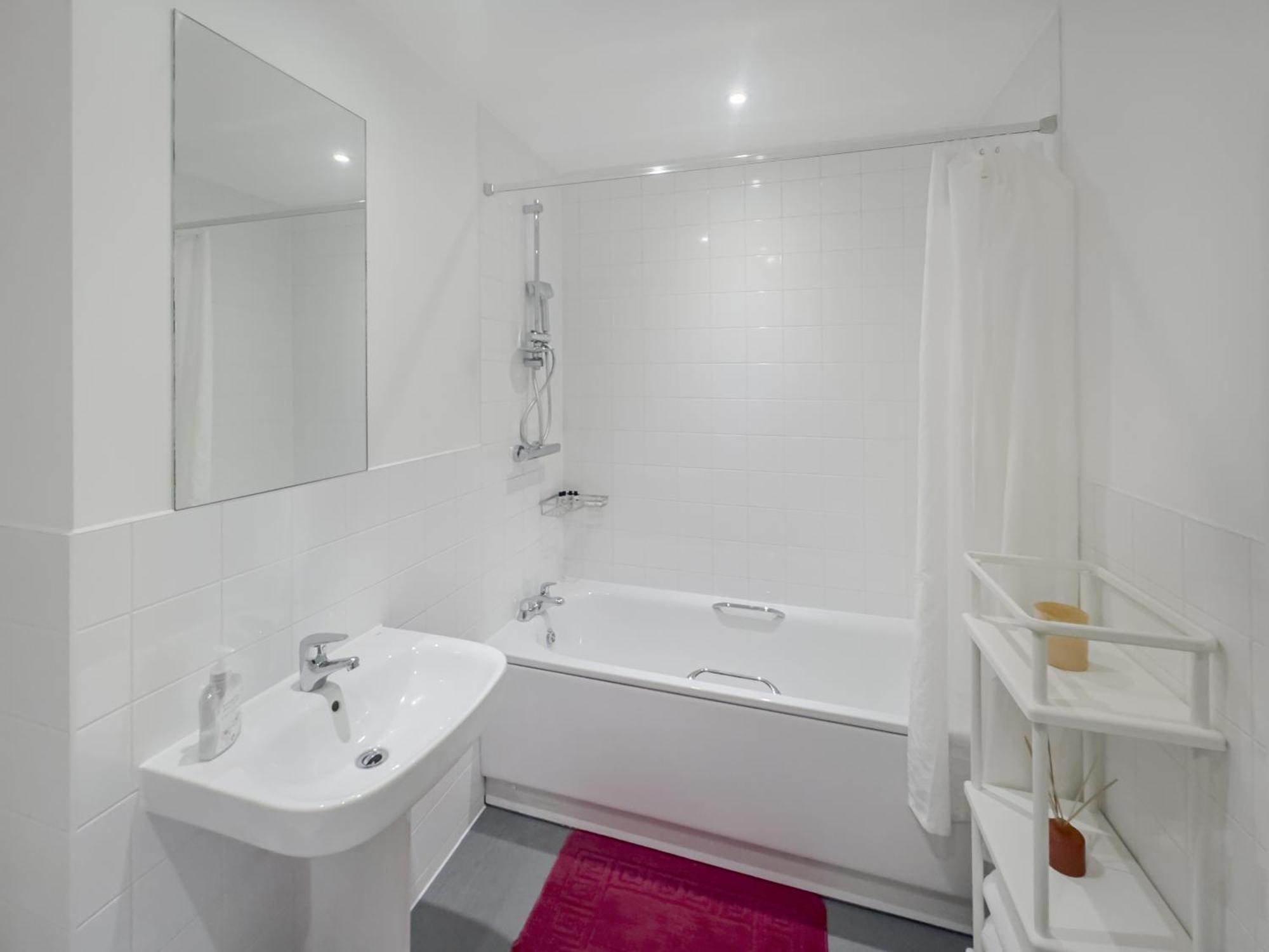 Greenwich Apartment With A River View & Balcony Near The 02 Arena & North Greenwich With Free Wifi & Fast Links Into Central London Luaran gambar